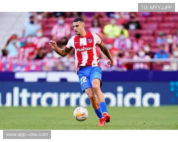 马竞后卫埃尔莫索合约到期，多支英超球队竞逐