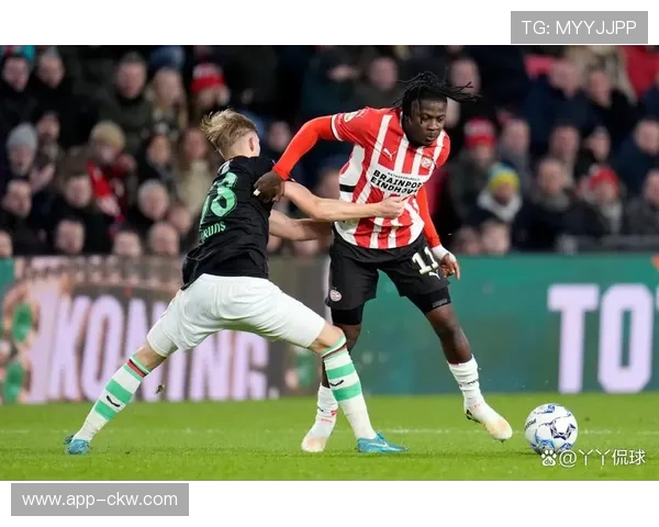 纽卡斯尔联3-0埃因霍温，主场防线连续零封